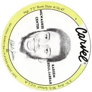 1975 Carvel Discs #NNO - Kareem Abdul-Jabbar - Milwaukee Bucks 1975 Carvel Discs #NNO - Kareem Abdul-Jabbar - Milwaukee Bucks