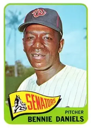1965 Topps #129 - Bennie Daniels - Washington Senators 1965 Topps #129 - Bennie Daniels - Washington Senators