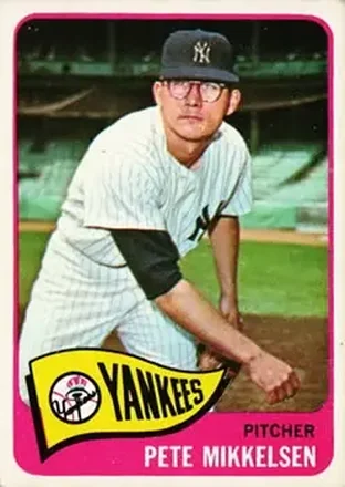 1965 Topps #177 - Pete Mikkelsen - New York Yankees