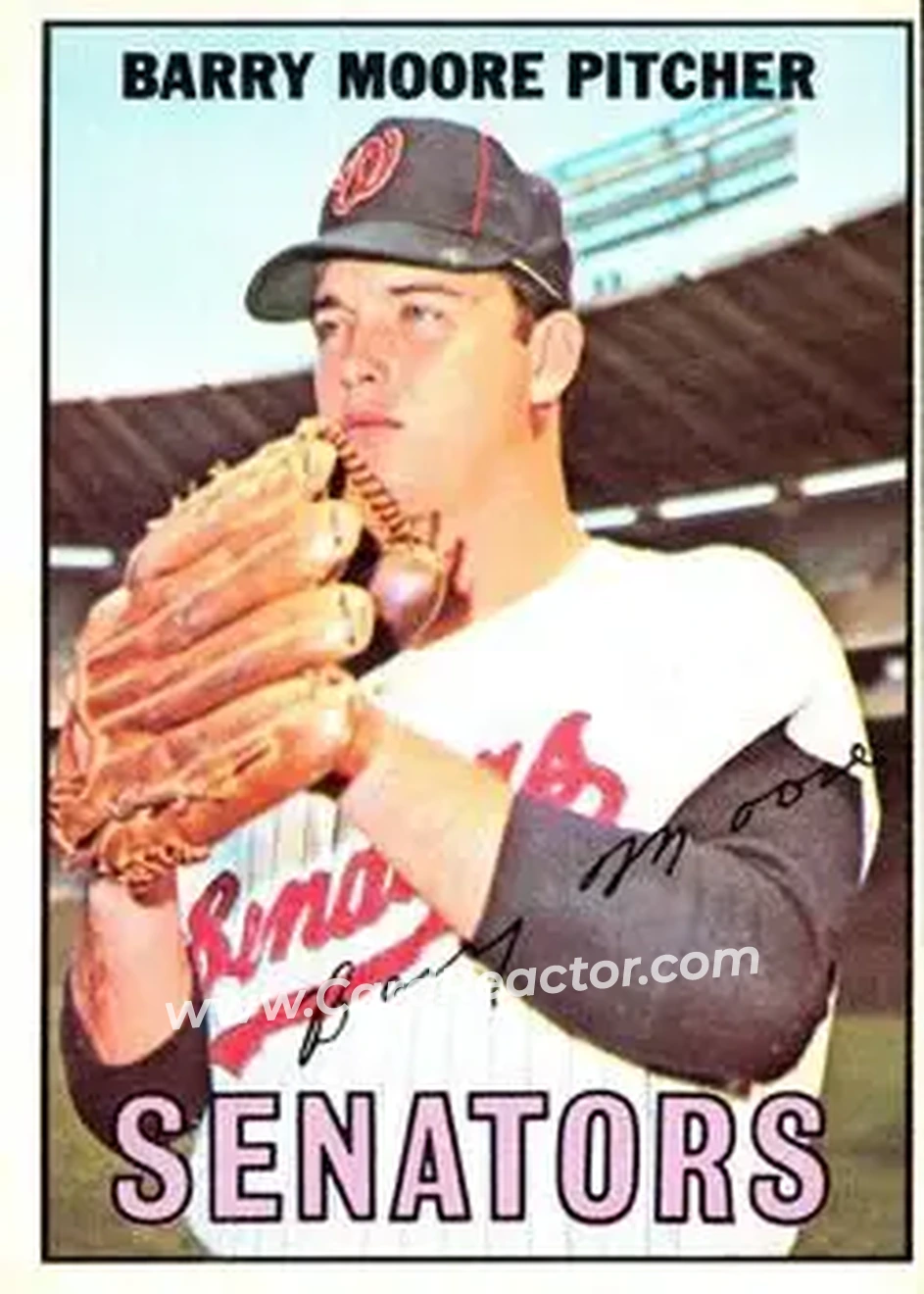 1967 O-Pee-Chee #11 - Barry Moore - Washington Senators - Front