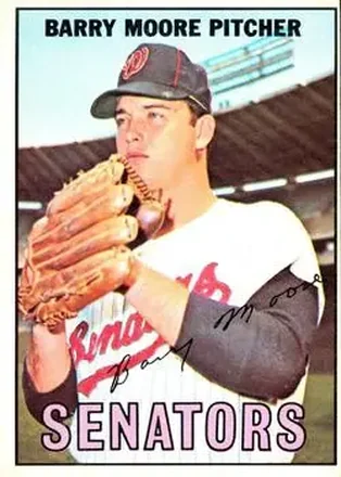 1967 O-Pee-Chee #11 - Barry Moore - Washington Senators