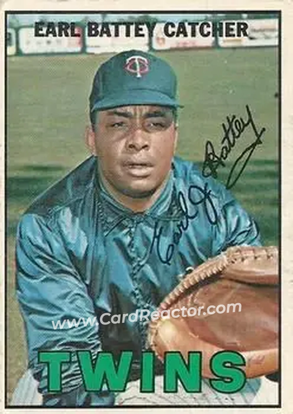 1967 O-Pee-Chee #15 - Earl Battey - Minnesota Twins - Front