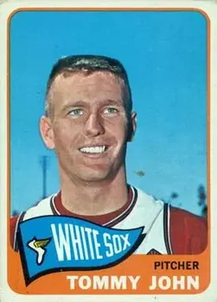 1965 O-Pee-Chee #208 - Tommy John - Chicago White Sox