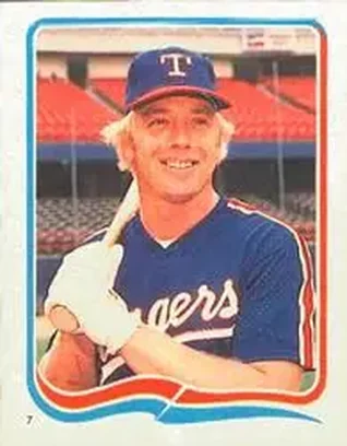 1985 Fleer Star Stickers #7 - Buddy Bell - Texas Rangers