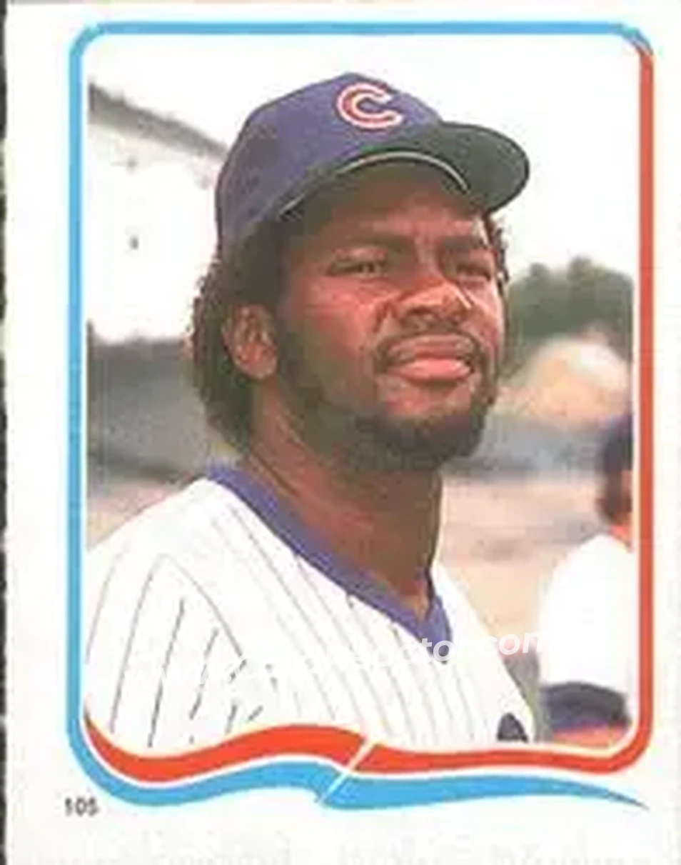 1985 Fleer Star Stickers #105 - Lee Smith - Chicago Cubs - Front 1985 Fleer Star Stickers #105 - Lee Smith - Chicago Cubs - Front
