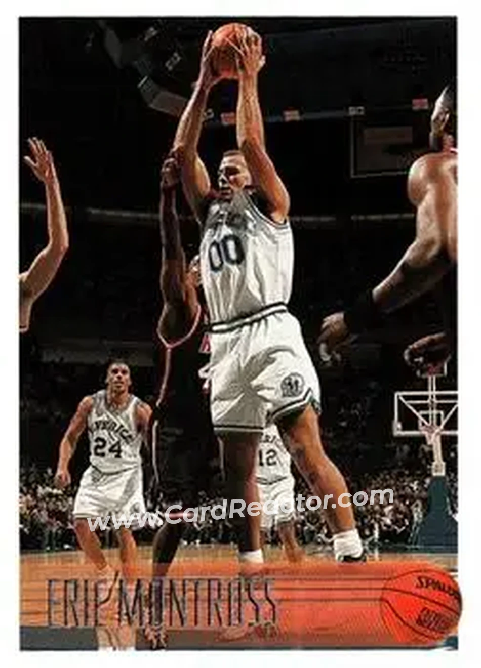 1996-97 Topps #194 - Eric Montross - Dallas Mavericks - Front 1996-97 Topps #194 - Eric Montross - Dallas Mavericks - Front