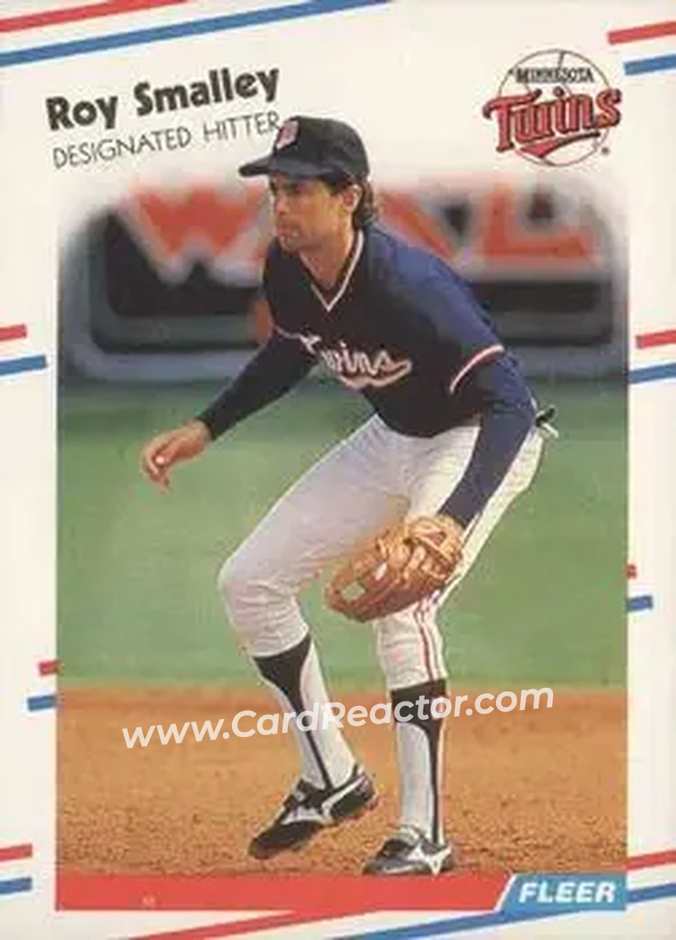 1988 Fleer #22 - Roy Smalley - Minnesota Twins - Front
