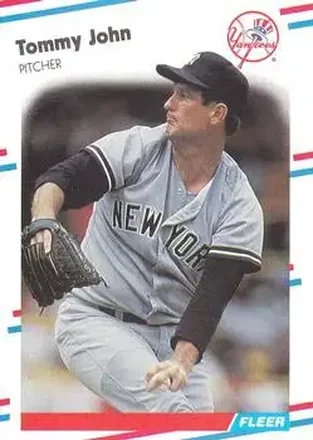 1988 Fleer #211 - Tommy John - New York Yankees