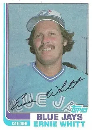1982 Topps #19 - Ernie Whitt - Toronto Blue Jays