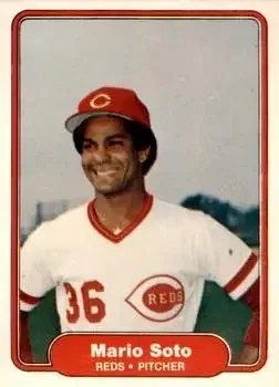 1982 Fleer feature card