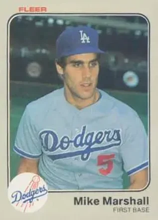 1983 Fleer #211 - Mike Marshall - Los Angeles Dodgers 1983 Fleer #211 - Mike Marshall - Los Angeles Dodgers