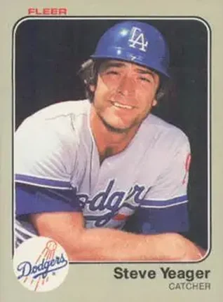 1983 Fleer #227 - Steve Yeager - Los Angeles Dodgers