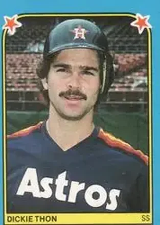 1983 Fleer Star Stickers #204 - Dickie Thon - Houston Astros