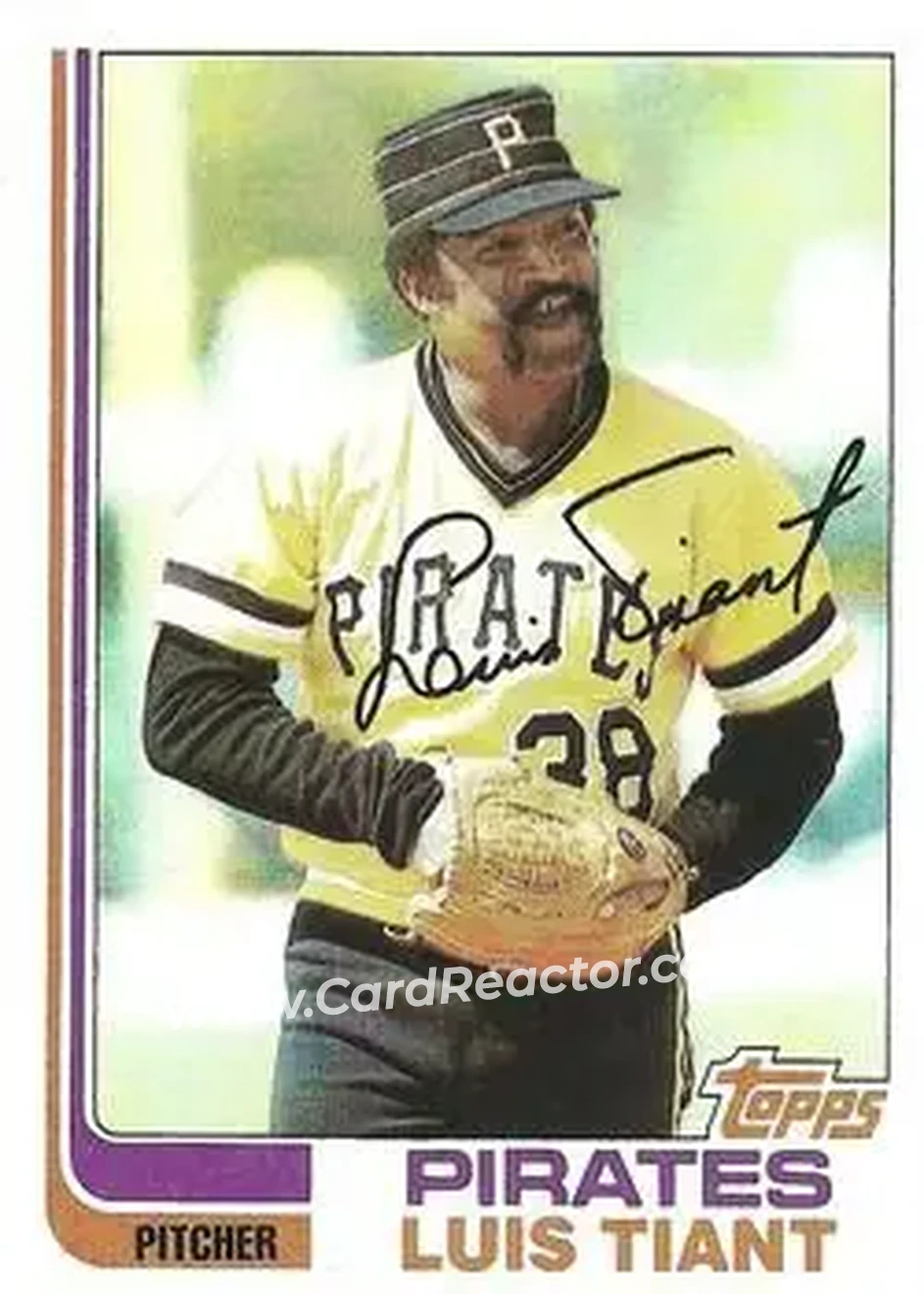 1982 Topps #160 - Luis Tiant - Pittsburgh Pirates - Front
