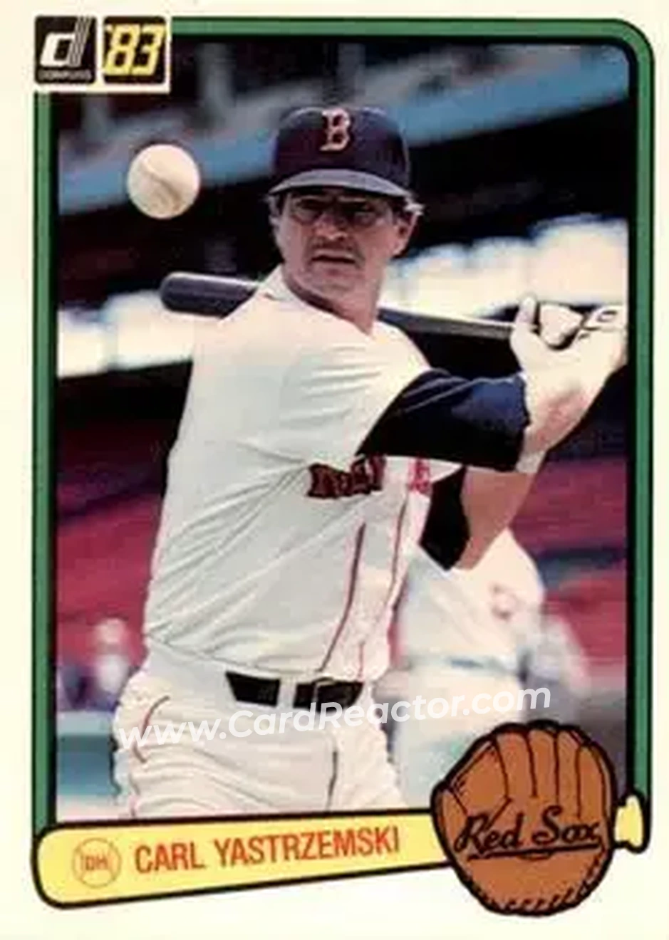1983 Donruss #326 - Carl Yastrzemski - Boston Red Sox - Front
