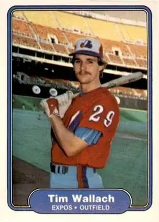 1982 Fleer #210 - Tim Wallach - Montreal Expos