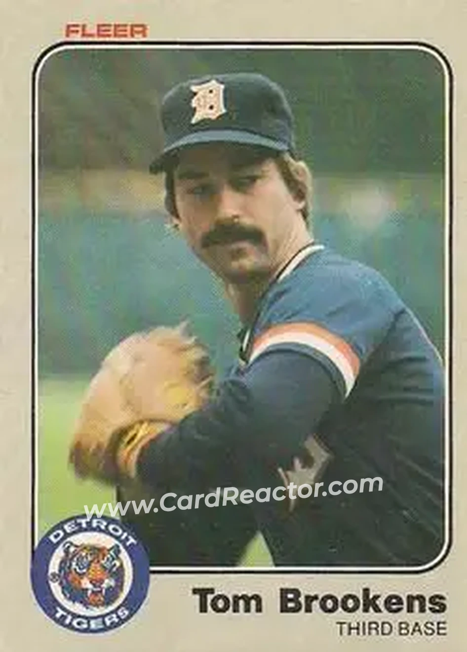 1983 Fleer #327 - Tom Brookens - Detroit Tigers - Front