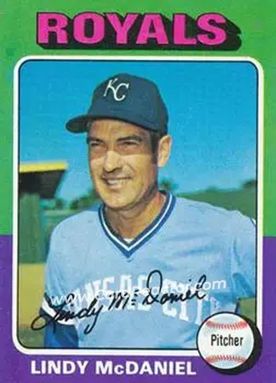 1975 Topps #652 - Lindy McDaniel - Kansas City Royals - Front