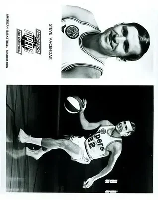 1968-69 Minnesota Pipers #7 - Steve Vacendak - Minnesota Pipers