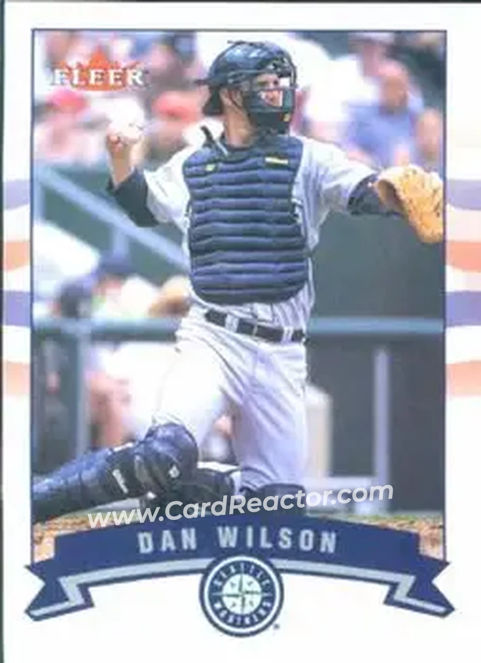 2002 Fleer #48 - Dan Wilson - Seattle Mariners - Front