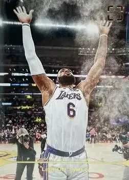 2021-22 Panini Photogenic #4 LeBron James