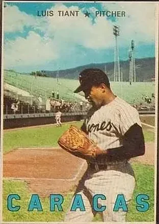 1967 Topps Venezuelan #9 Luis Tiant