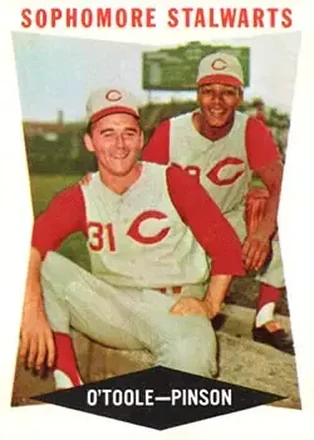 1960 Topps #32 - Sophomore Stalwarts (Jim O'Toole - Vada Pinson) CPC - Cincinnati Reds - Cincinnati Reds