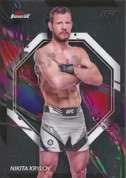 2024 Topps Finest UFC feature card