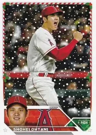 2023 Topps Holiday #H17 - Shohei Ohtani - Los Angeles Angels