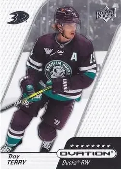 2023-24 Upper Deck Ovation feature card