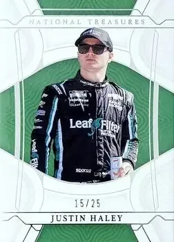 2022 Panini National Treasures feature card