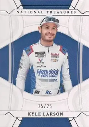 2022 Panini National Treasures #19 - Kyle Larson - Hendrick Motorsports