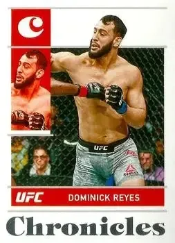2022 Panini Chronicles UFC feature card