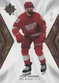 2021-22 Upper Deck Ultimate Collection feature card