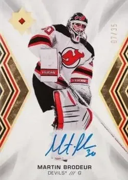 2021-22 Upper Deck Ultimate Collection feature card