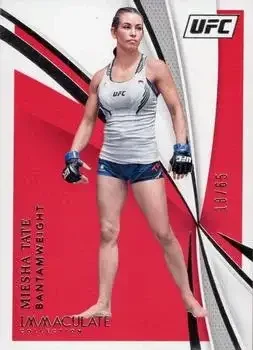 2021 Panini Immaculate Collection UFC feature card