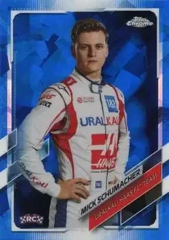 2021 Topps Chrome Sapphire Edition Formula 1 feature card