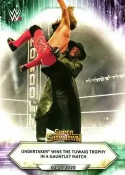 2021 Topps WWE feature card