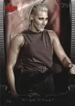 2021 Topps WWE Undisputed feature card