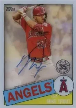 2020 Topps Clearly Authentic feature card