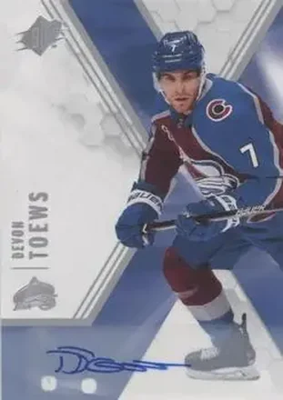 2021-22 SPx - Autographs #58 - Devon Toews - Colorado Avalanche