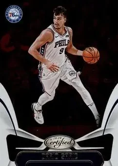 2018-19 Panini Certified #4 - Dario Šarić - Philadelphia 76ers 2018-19 Panini Certified #4 - Dario Šarić - Philadelphia 76ers