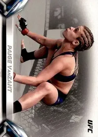 2018 Topps UFC Knockout #10 - Paige VanZant
