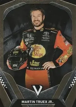 2018 Panini Victory Lane #28 - Martin Truex Jr. - Furniture Row Racing