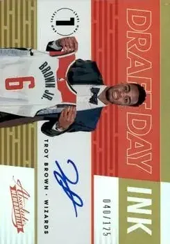 2018-19 Panini Absolute Memorabilia feature card