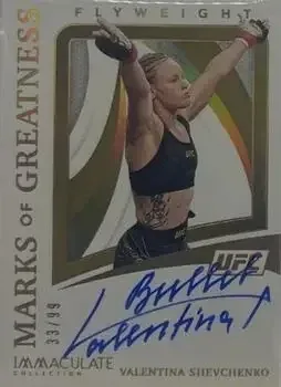2021 Panini Immaculate Collection UFC feature card