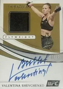 2021 Panini Immaculate Collection UFC feature card