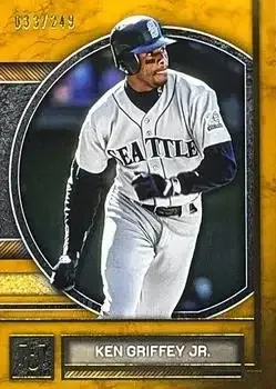 2025 Topps Museum Collection feature card