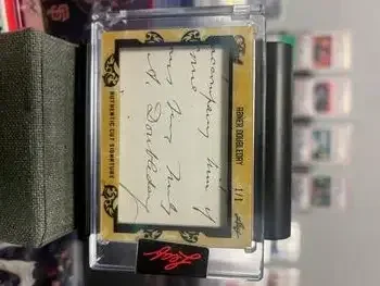 2021-22 Leaf Pearl feature card