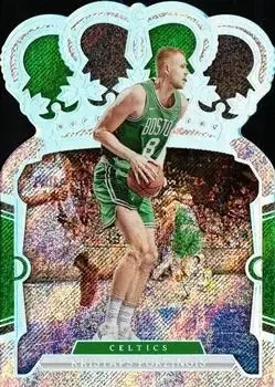 2023-24 Panini Crown Royale feature card